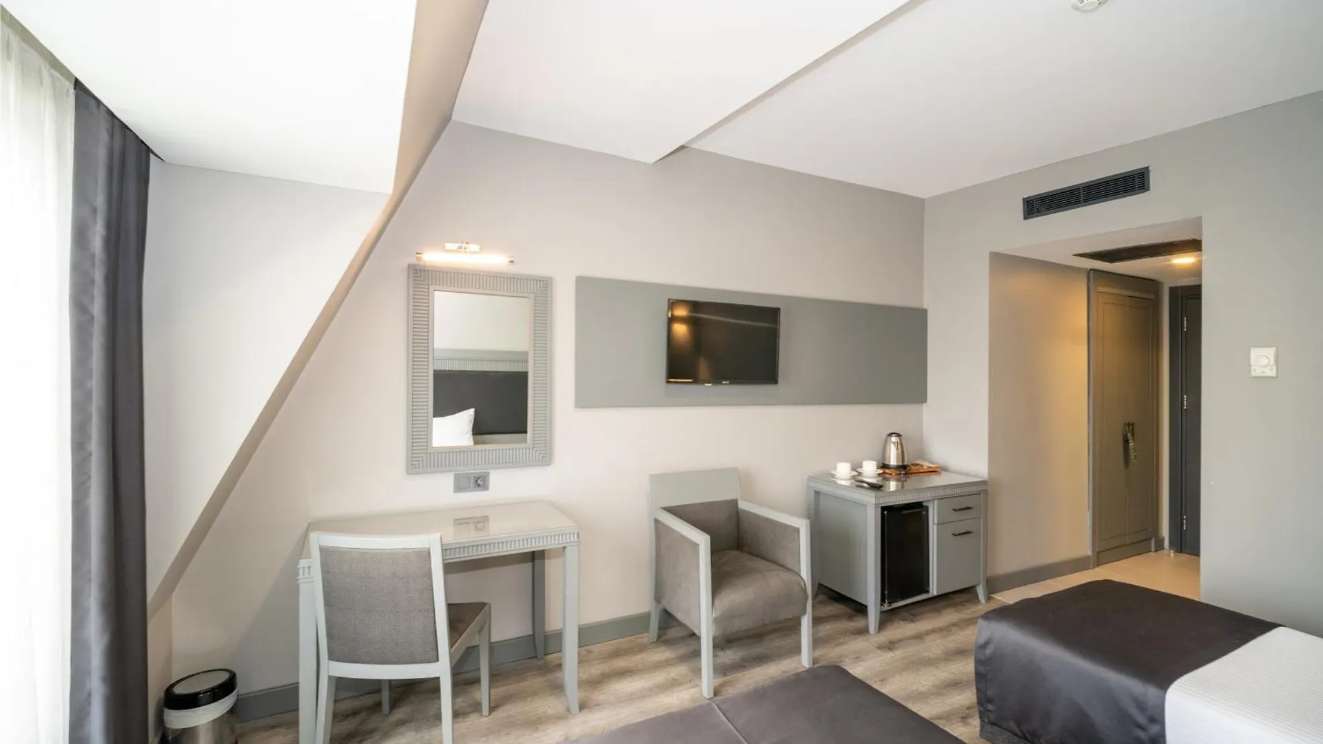 ****  Grand S Hotel Istanbul Turcia